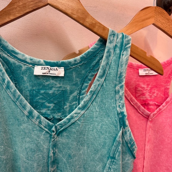 NEW! Set of 2 Zenana Acid Wash Tank Tops - Picture 2 of 3